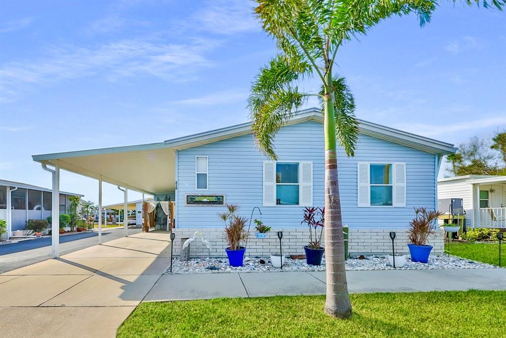 210 MOUNT PINEY AVENUE NE UNIT 272