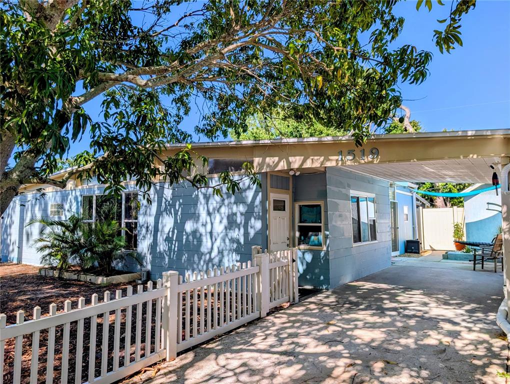 1519 CHANDLER AVENUE