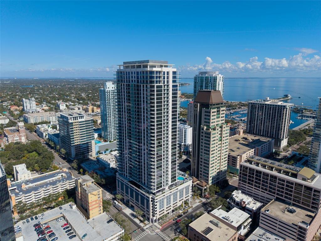 275 1ST AVENUE S UNIT 2708