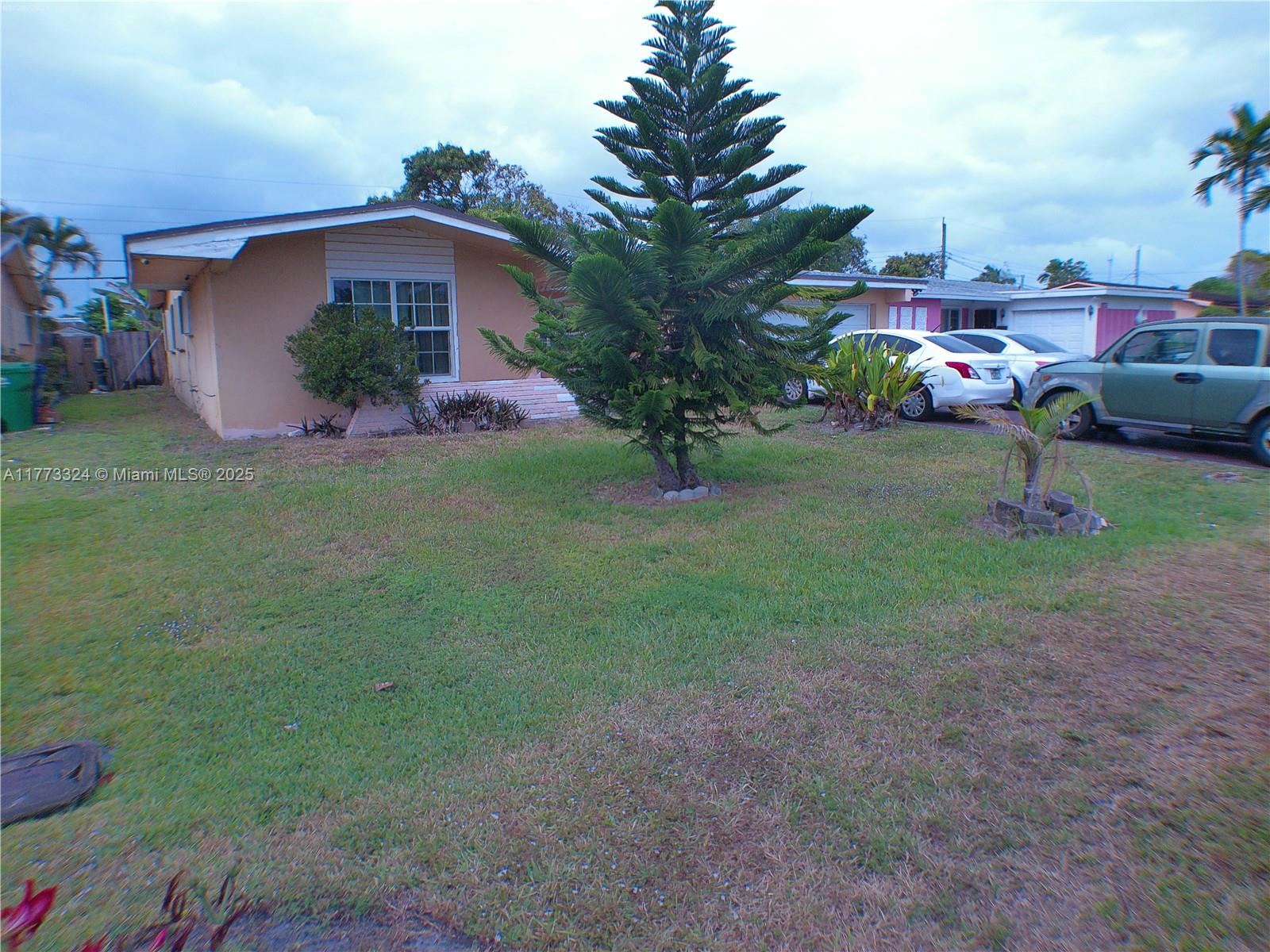 6761 Pansy Dr, Miramar FL 33023