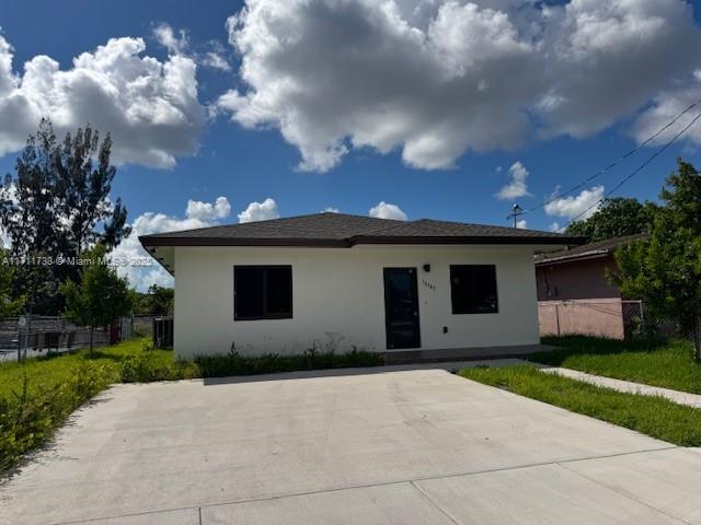 15167 NW Railroad Dr, Miami Gardens FL 33054