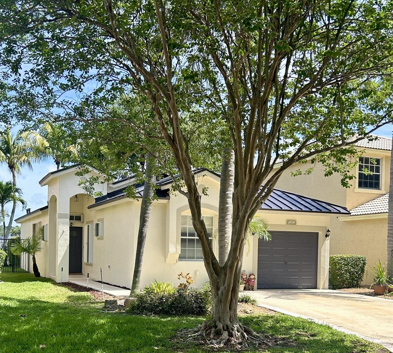 4939 Pelican Street, Coconut Creek FL 33073