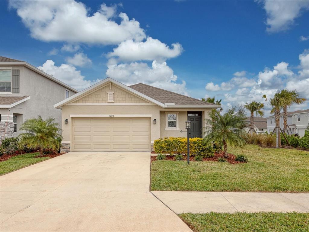 3206 HILLTOP CIRCLE