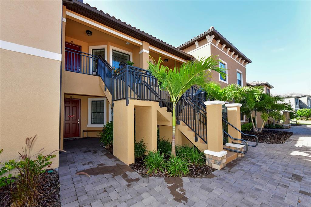 13732 MESSINA LOOP UNIT 201, BRADENTON, FL — photo 2 of 30