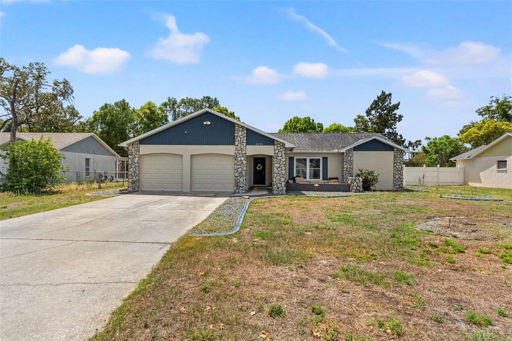 8392 CAMPHOR DRIVE, SPRING HILL, FL — photo 3 of 30