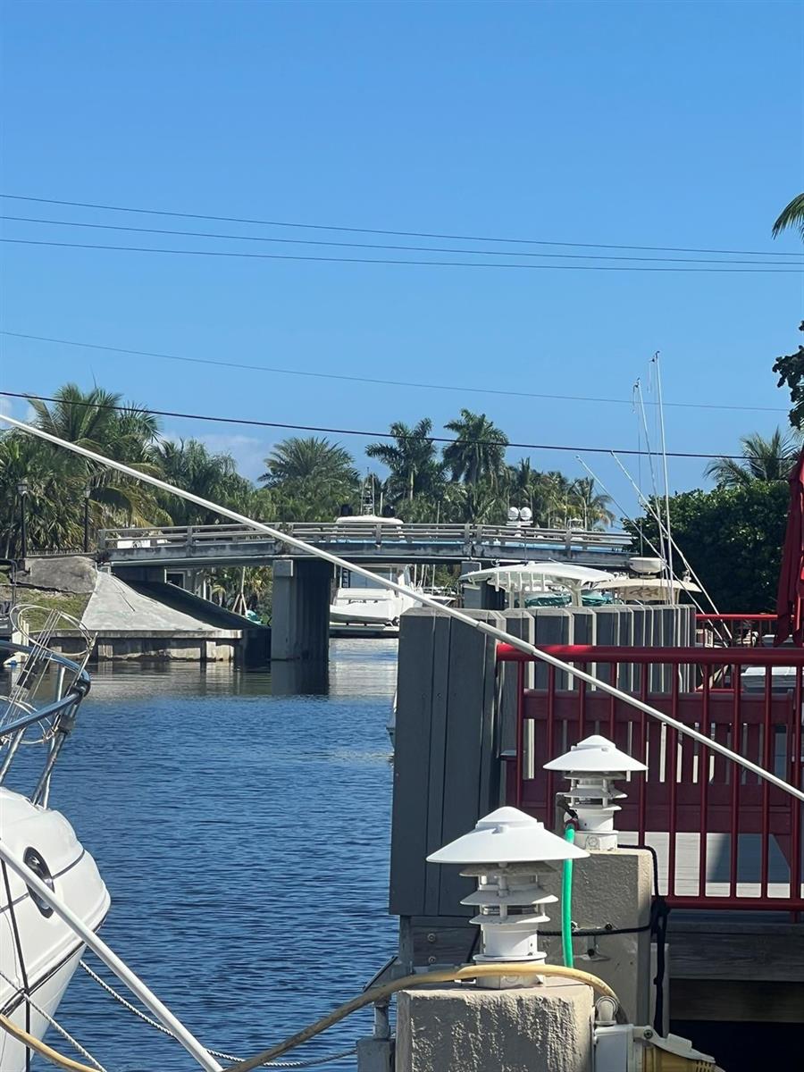 2811 NE 51st Street # 6, Fort Lauderdale FL 33308
