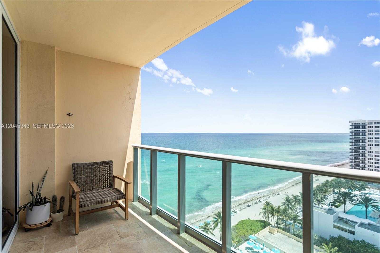 2501 S Ocean Dr # 1614, Hollywood FL 33019