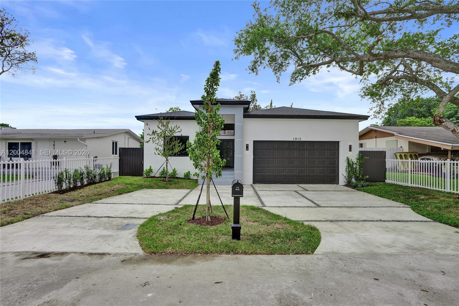 1913 SW 97th Ave, Miramar FL 33025