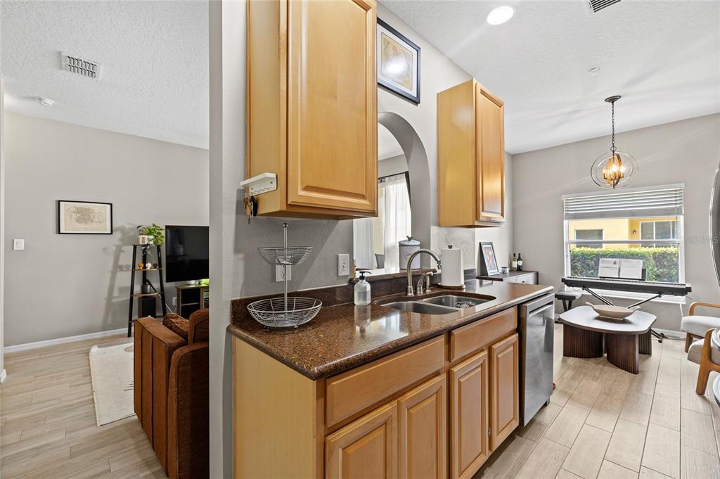 723 MAROTTA LOOP, OCOEE, FL — photo 4 of 22