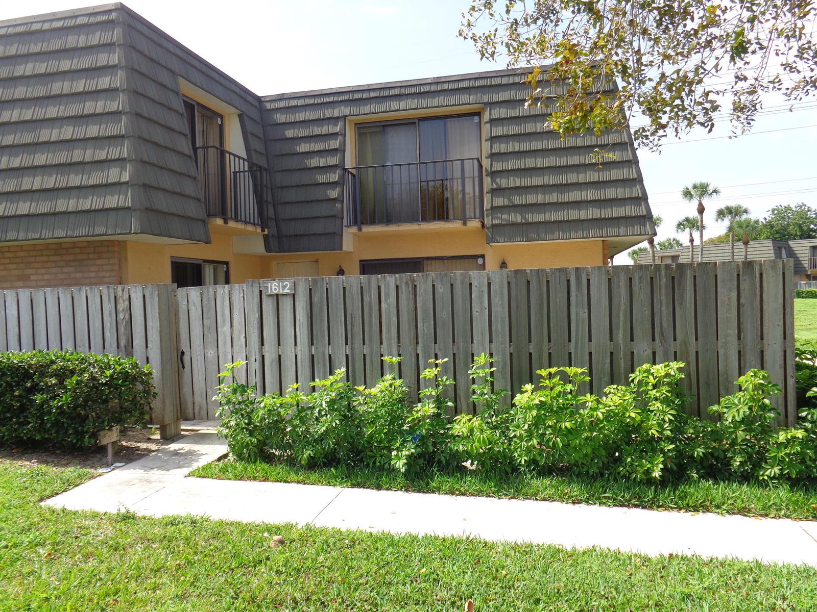 1612 16th Way # 1612, West Palm Beach FL 33407