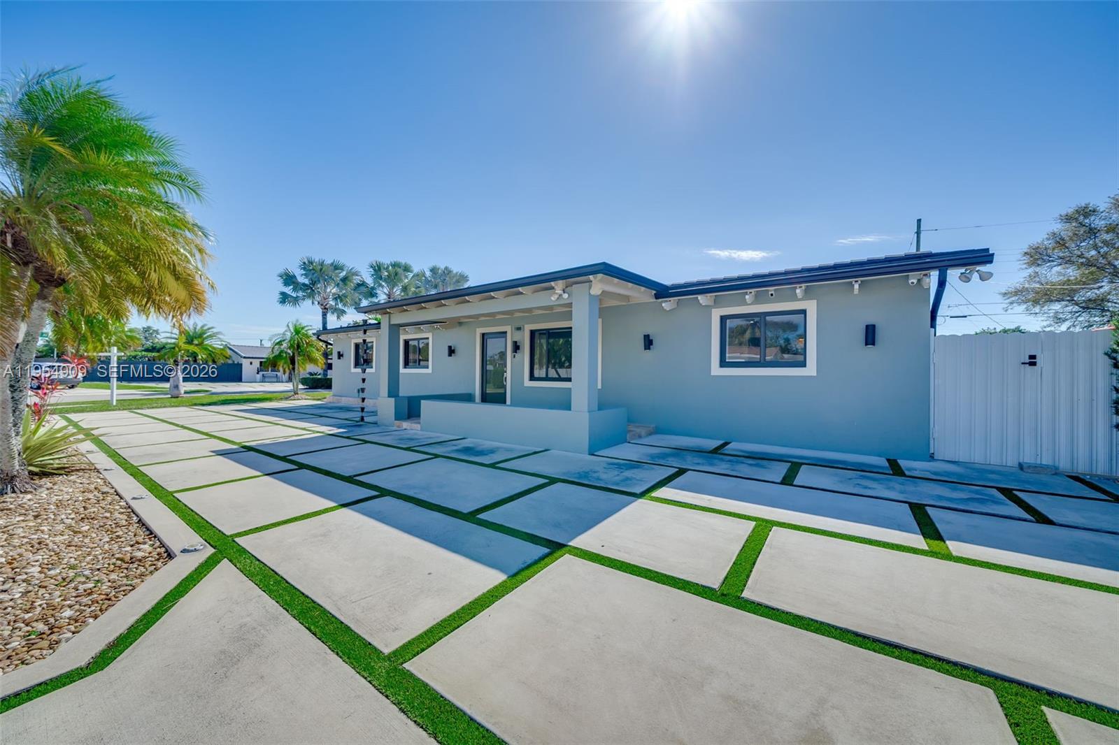 11800 SW 35th St, Miami FL 33175