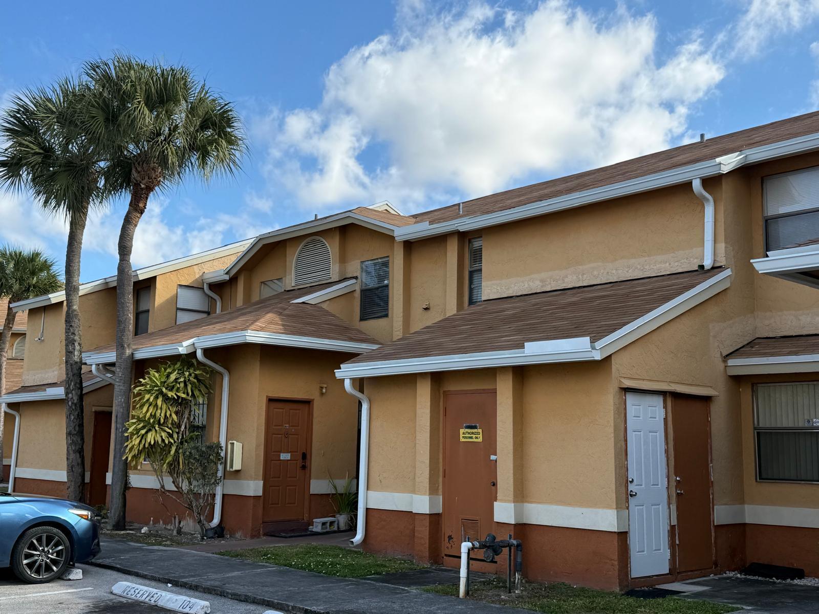 2511 NW 56th Avenue # 111, Lauderhill FL 33313