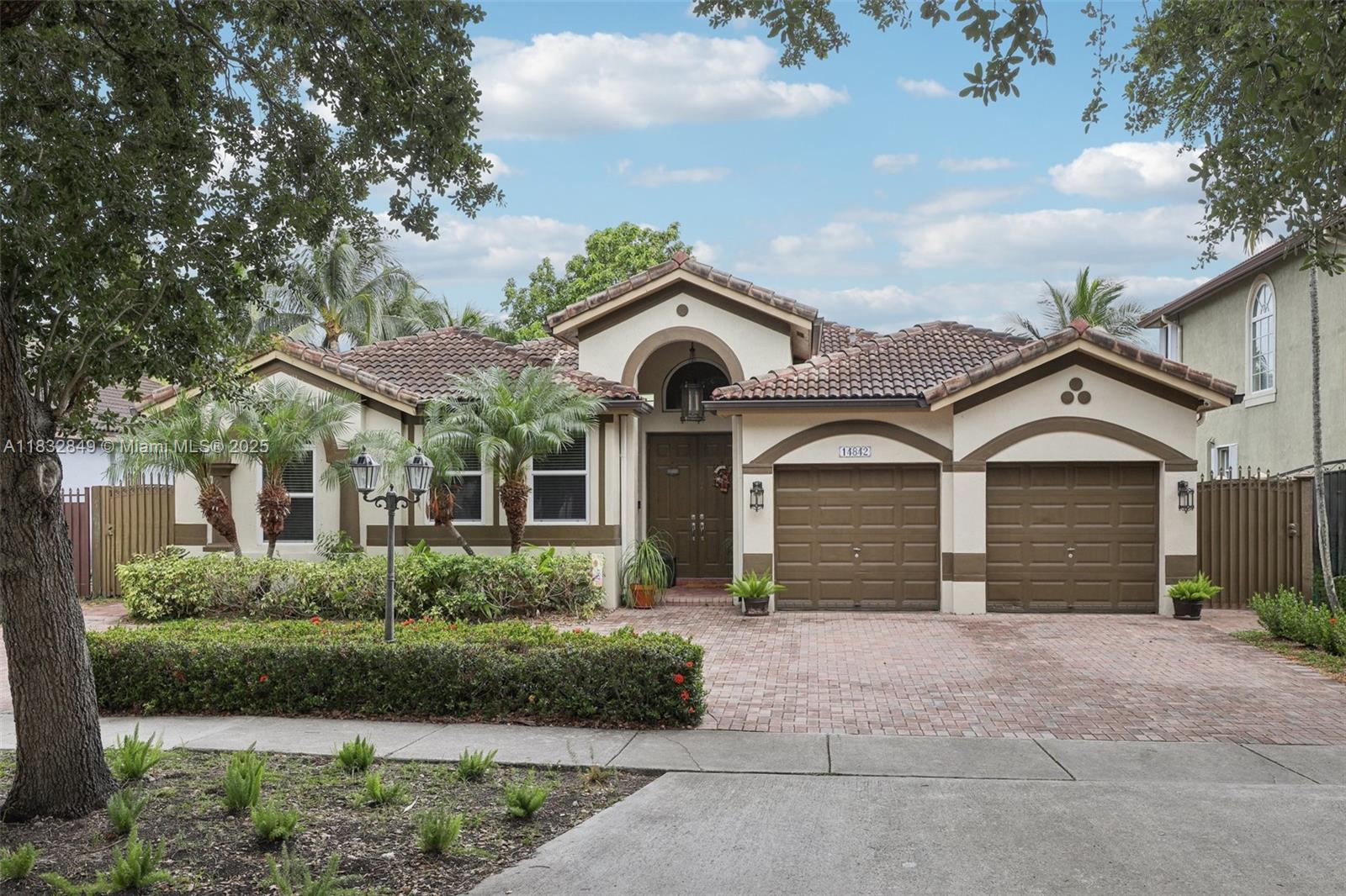 14842 SW 22nd Ter, Miami FL 33185