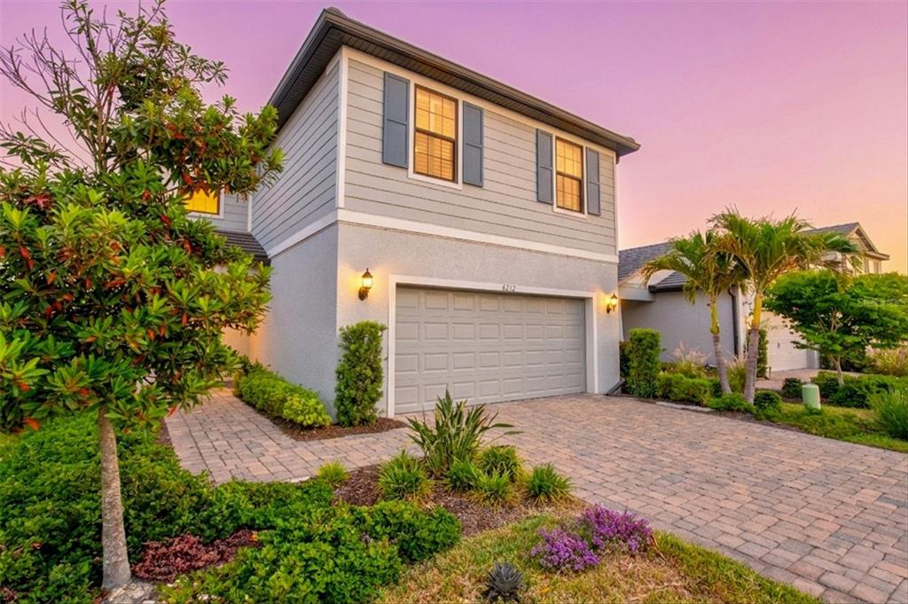 6272 WINDING PINE DRIVE
