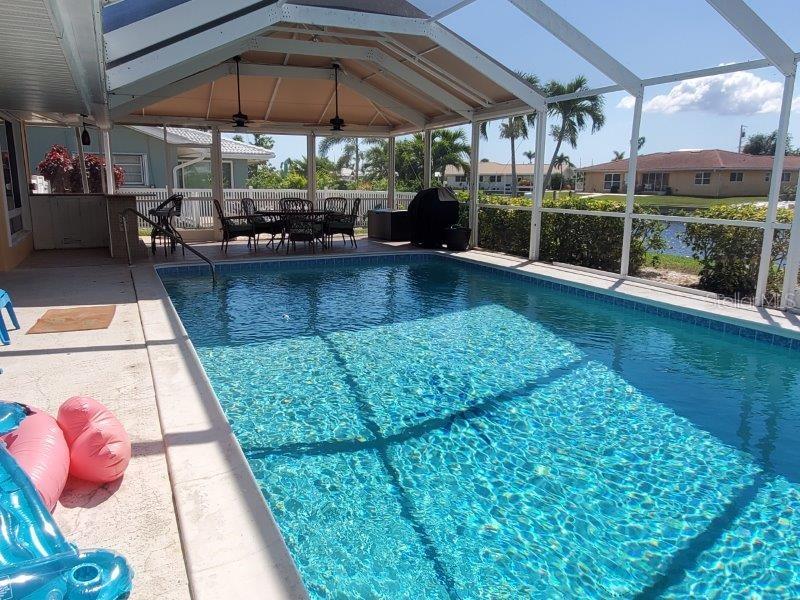423 MATARES DRIVE, PUNTA GORDA, FL — photo 4 of 24