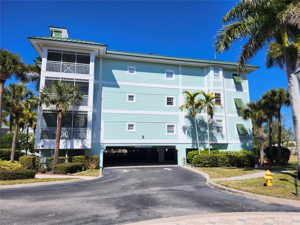 5127 MELBOURNE STREET UNIT F103