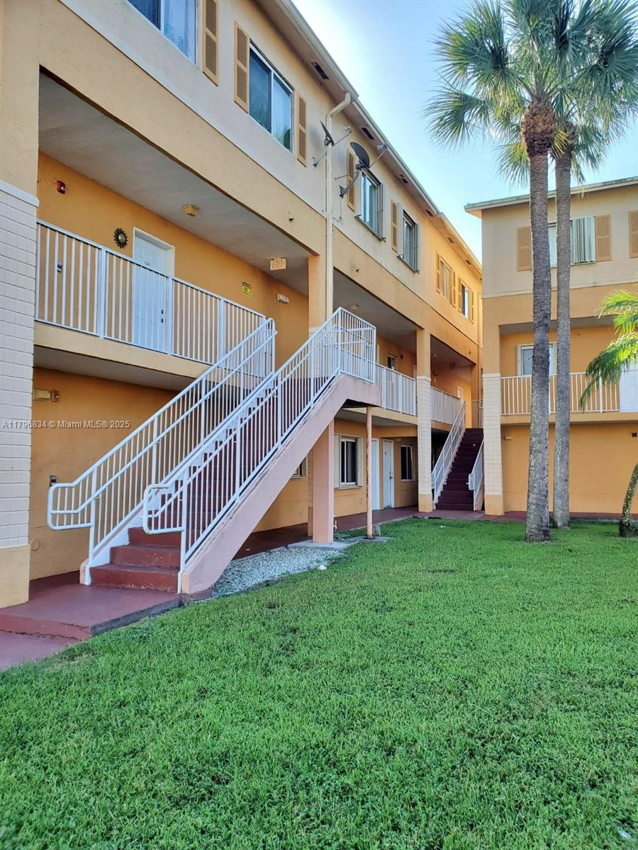 6225 Kendale Lakes Cir # 252, Miami FL 33183