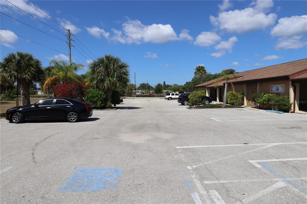 5400 S BISCAYNE DRIVE UNIT D