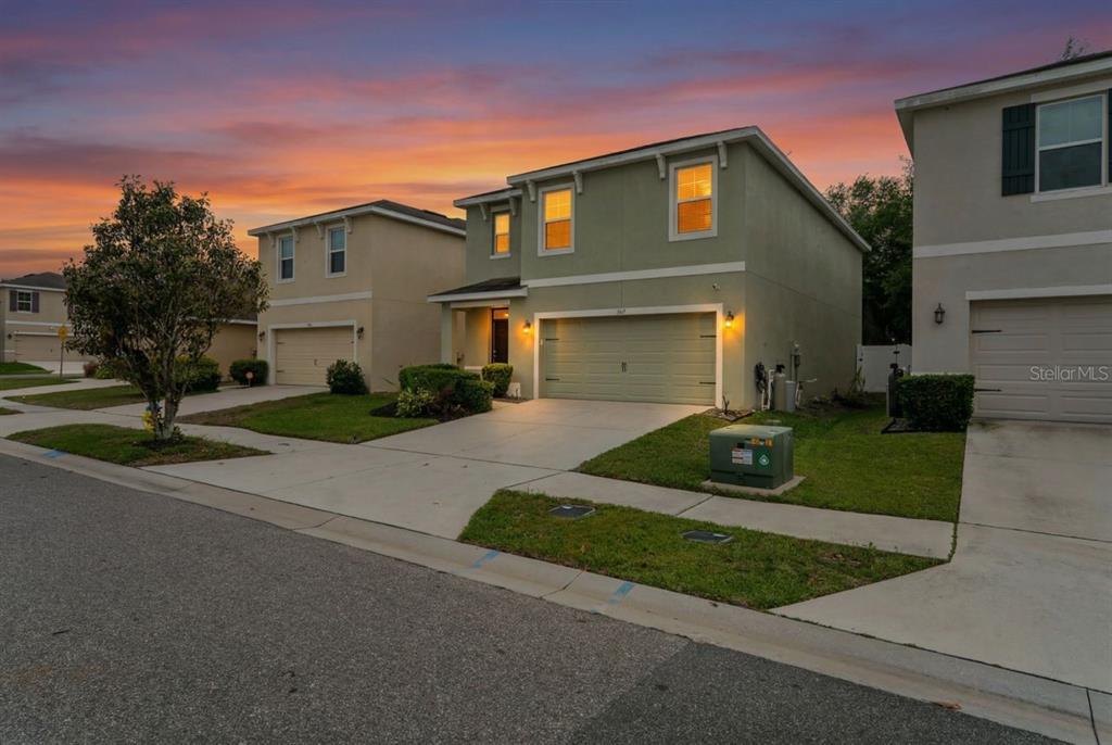 3517 WINTERBERRY LANE
