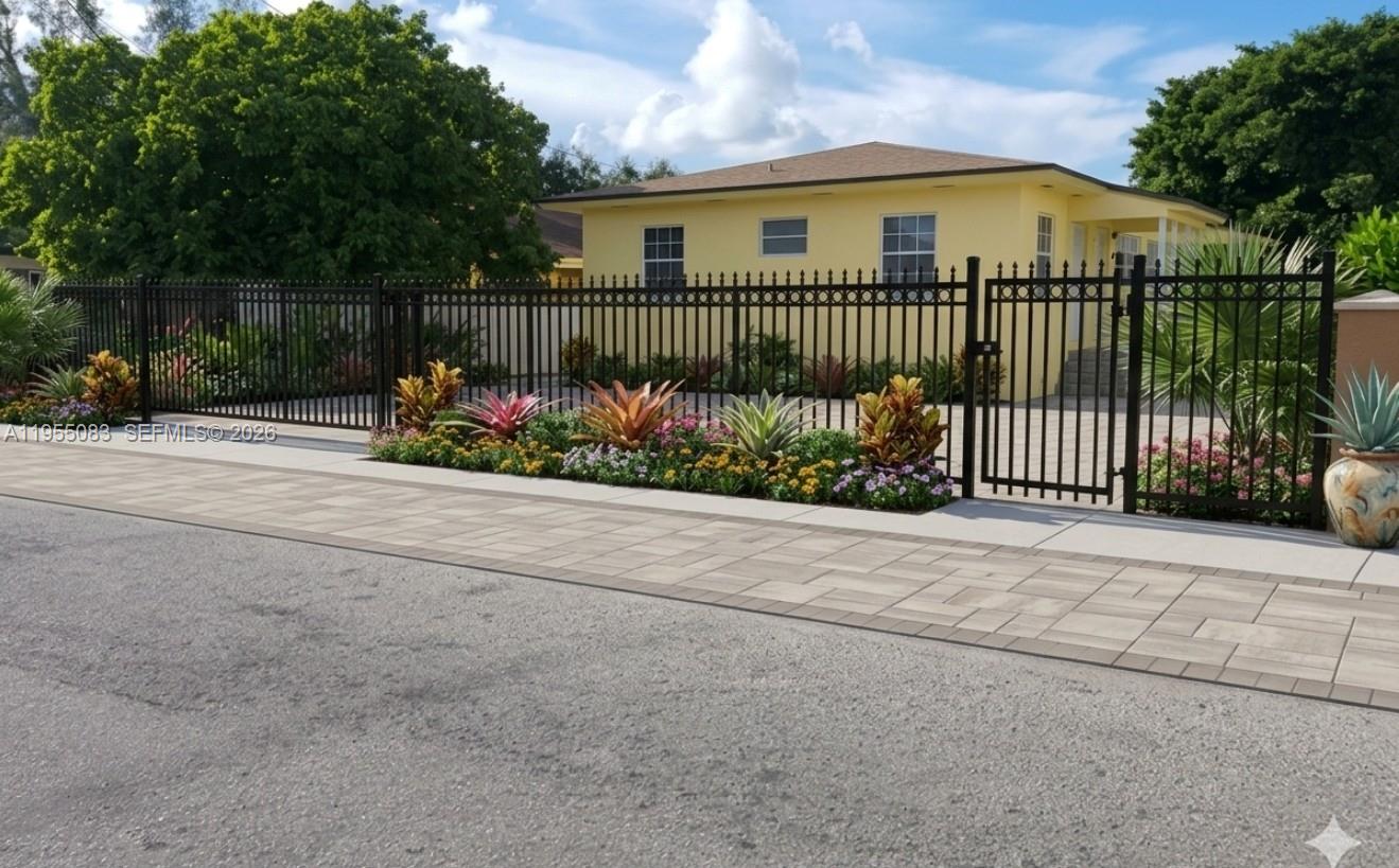 2729 NW 47th St, Miami FL 33142