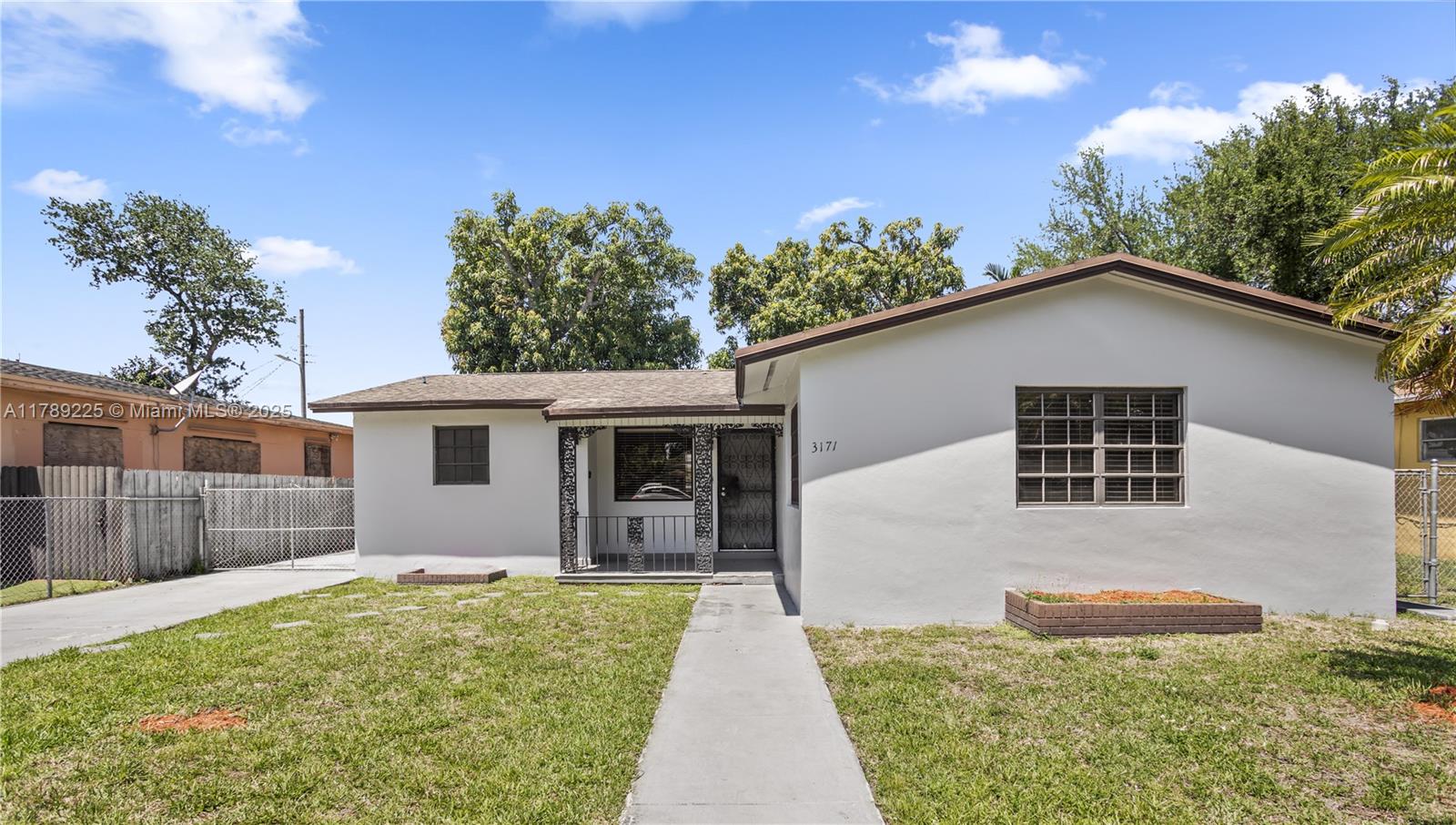 3171 NW 48th St, Miami FL 33142