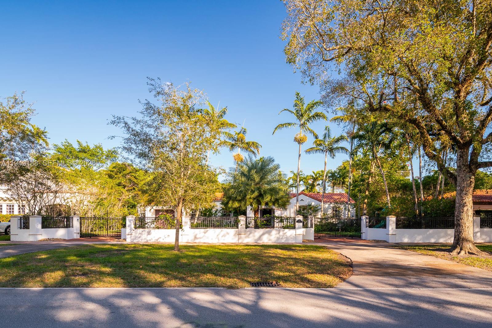 1315 Granada Blvd, Coral Gables FL 33134