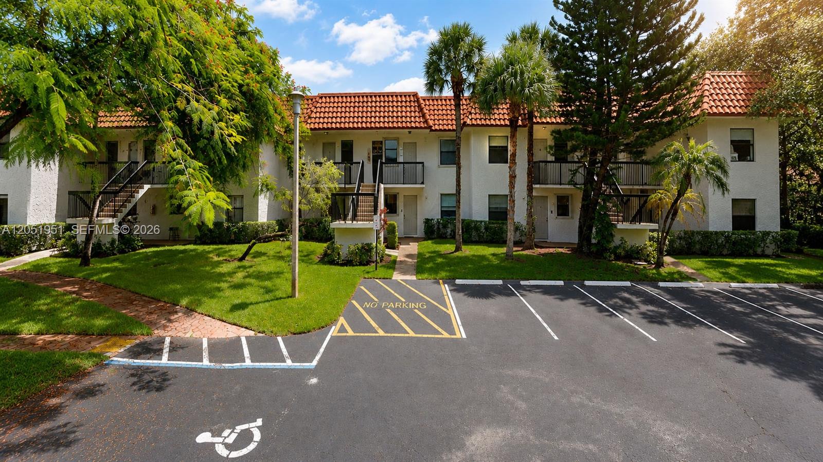 15701 W Waterside Cir # 205, Sunrise FL 33326