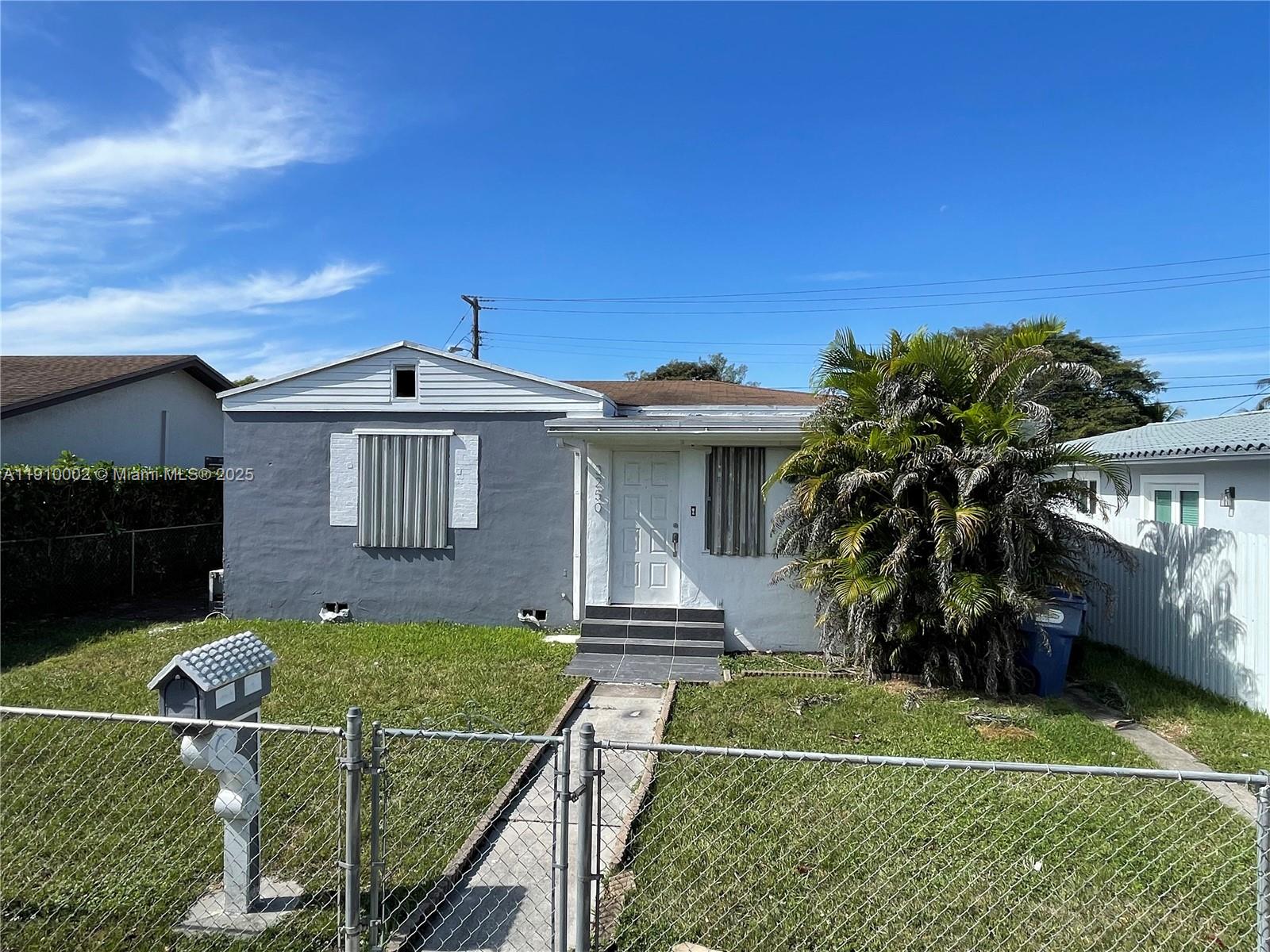 3250 SW 68th Ave, Miami FL 33155