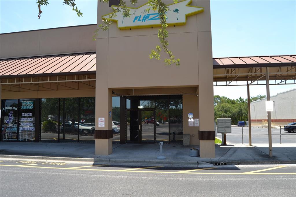 2250 COMMERCIAL WAY