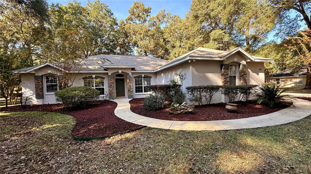 2019 NW 111TH LOOP