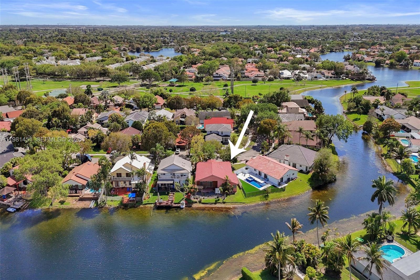 11585 N Quayside Dr, Cooper City FL 33026
