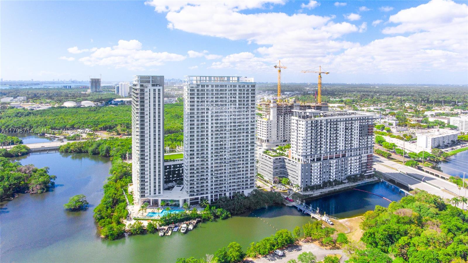 16385 Biscayne Blvd # 404, North Miami Beach FL 33160
