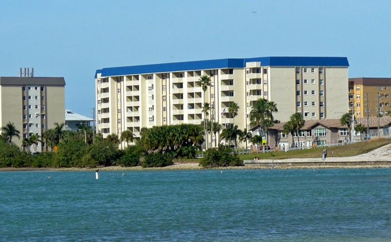 7 ELGIN PLACE UNIT 301, DUNEDIN, FL — photo 2 of 30