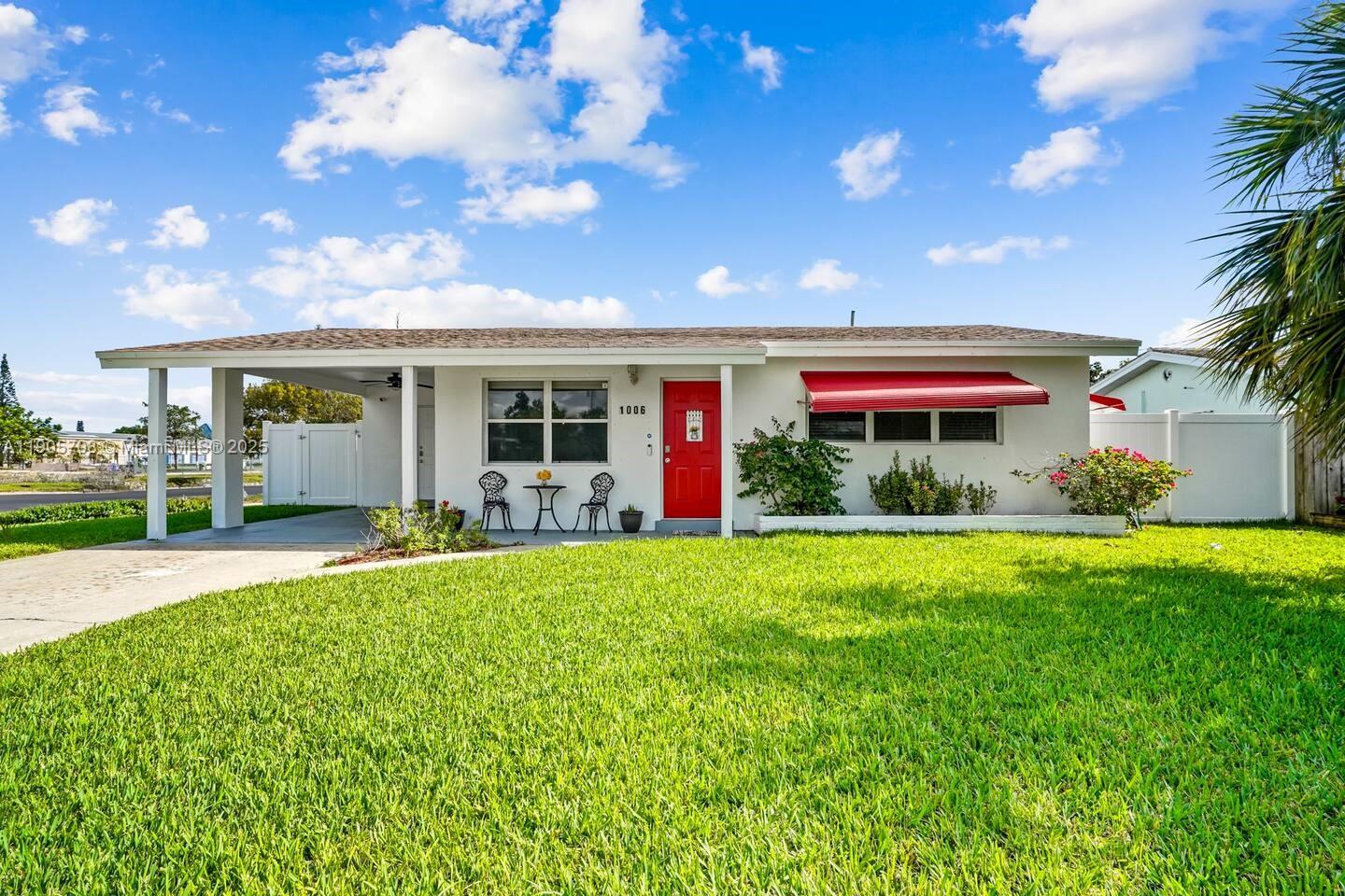1006 S Arnold Ave, Lantana FL 33462