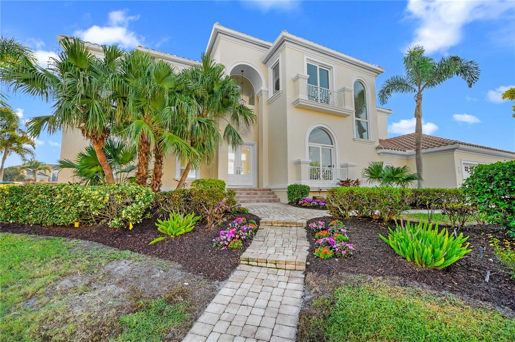610 YARDARM LANE