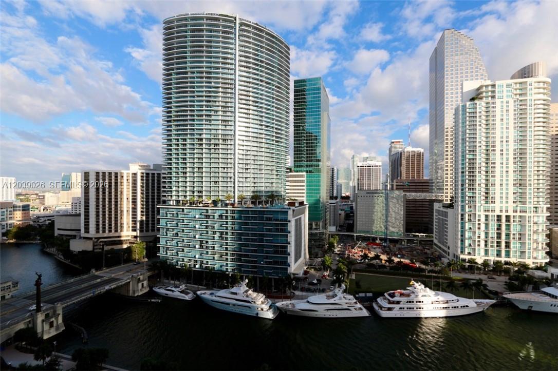 465 Brickell Ave # 4706, Miami FL 33131