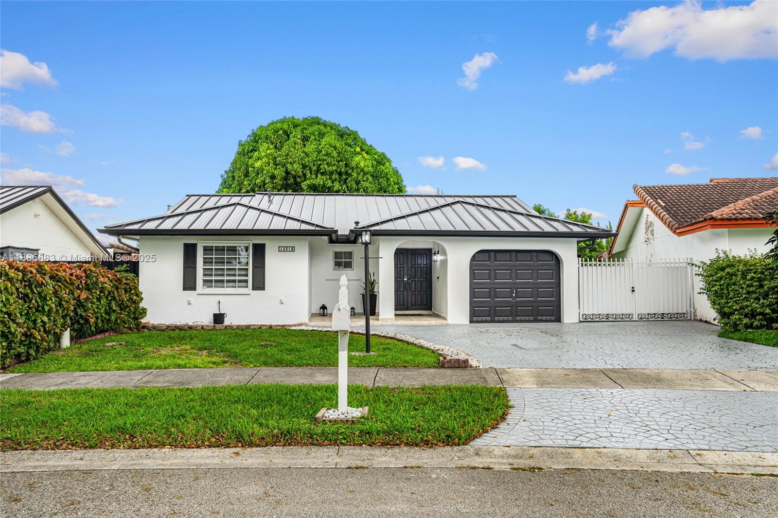 14319 SW 100th Ln, Miami FL 33186