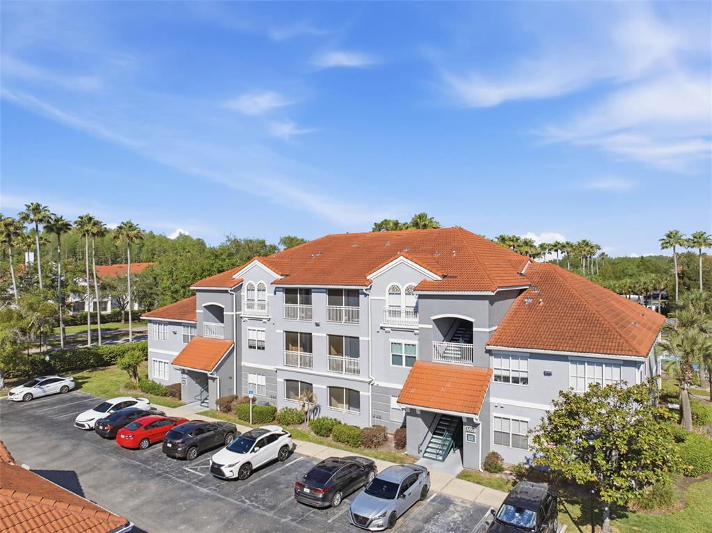 18001 RICHMOND PLACE DRIVE UNIT 613