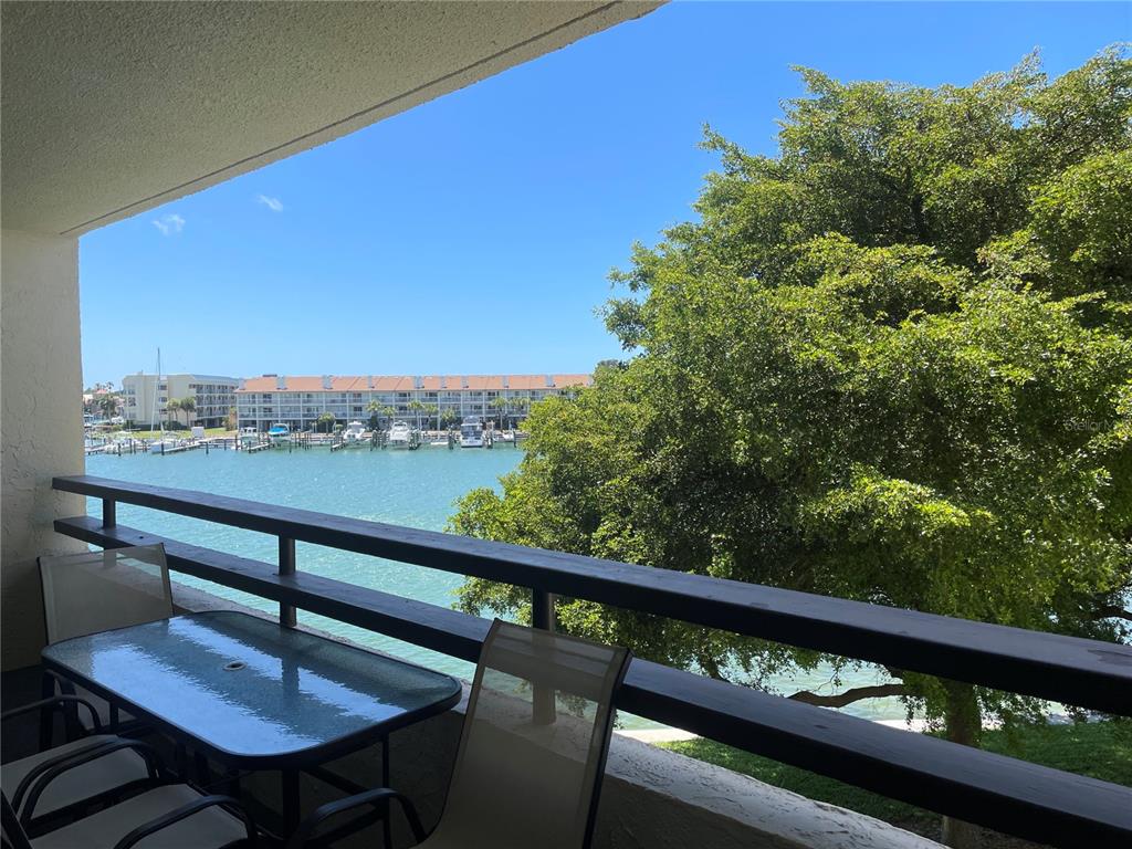 106 1ST STREET E UNIT 210