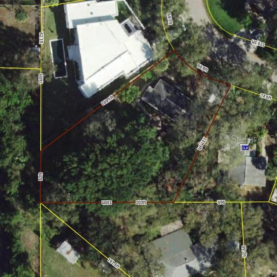 This is an aerial map showing property boundaries and dimensions for a residential lot — 6213 SANDERS DRIVE, TAMPA, FL