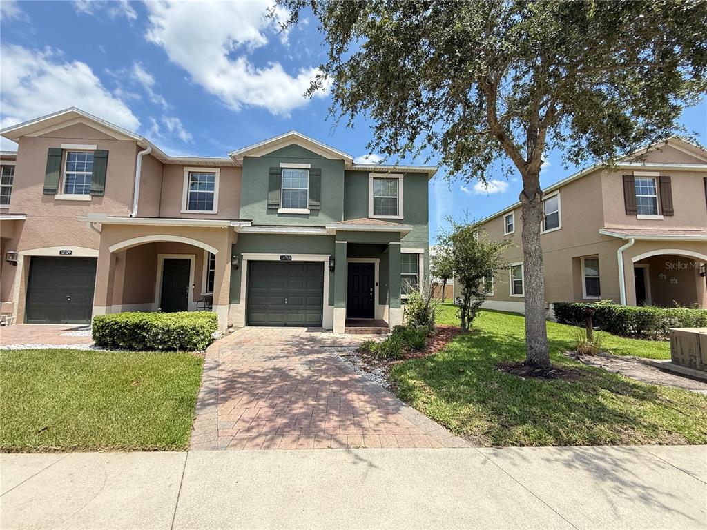 10713 SAVANNAH LANDING CIRCLE