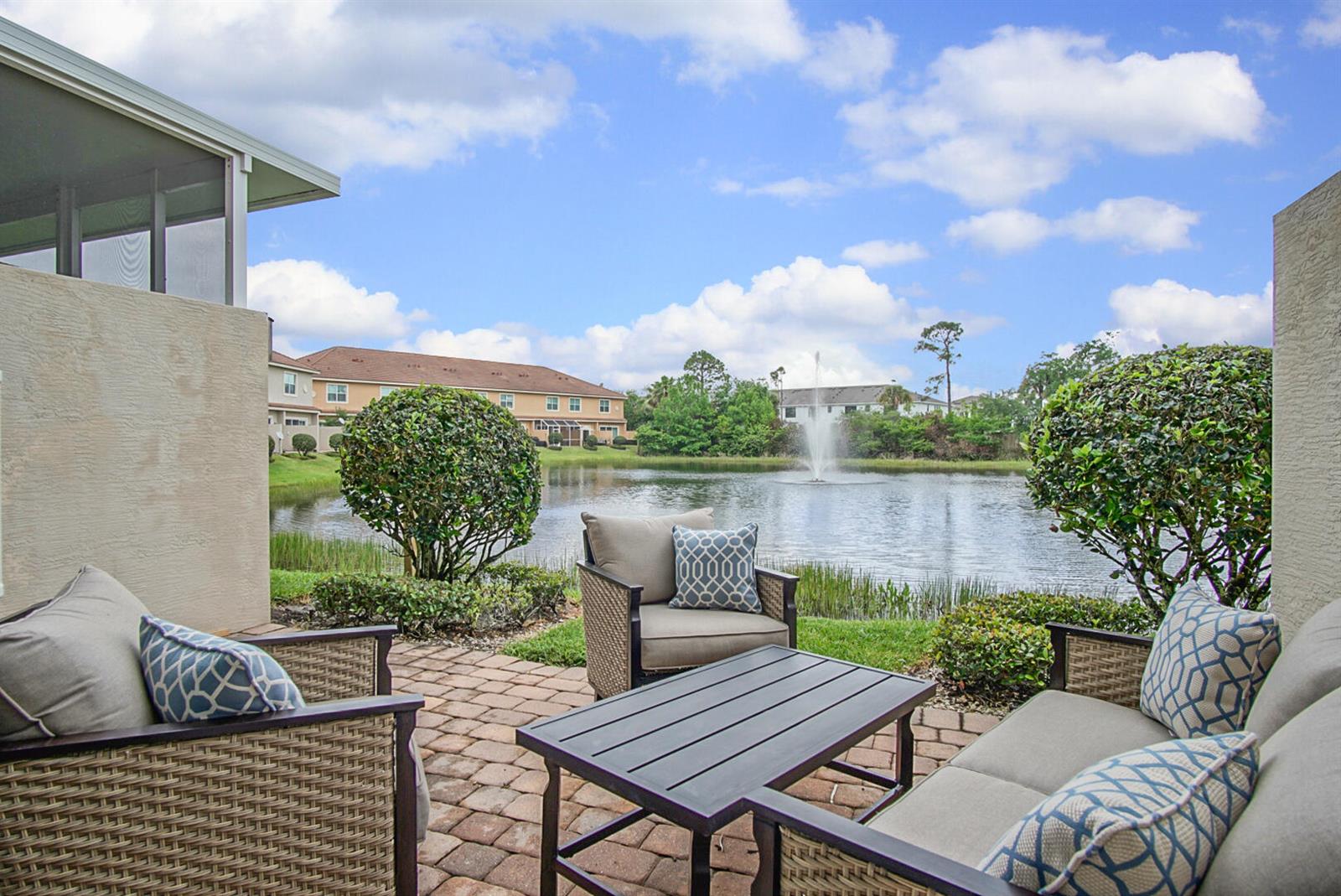 638 SW Glen Crest Way, Stuart FL 34997