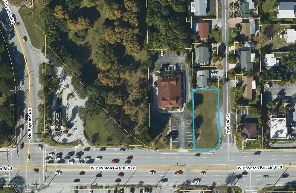 This is an aerial map view of a vacant rectangular lot along a major road — 711 W Boynton Beach Boulevard, Boynton Beach FL 33426, BOYNTON BEACH, FL