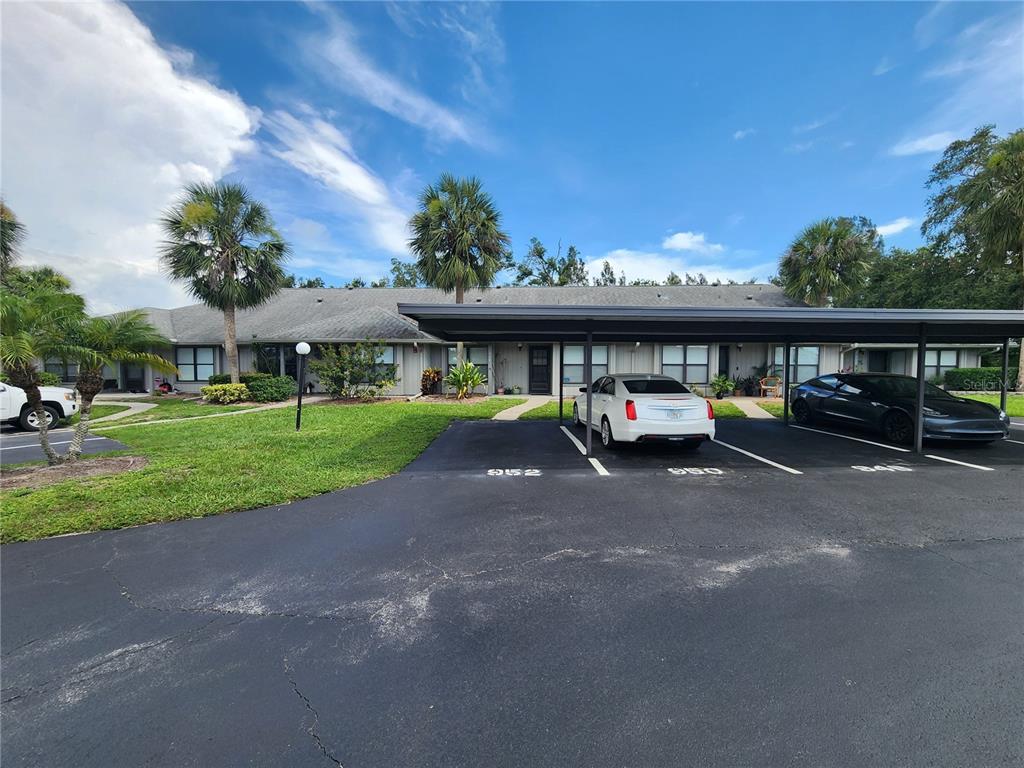 948 N BENEVA ROAD UNIT V25