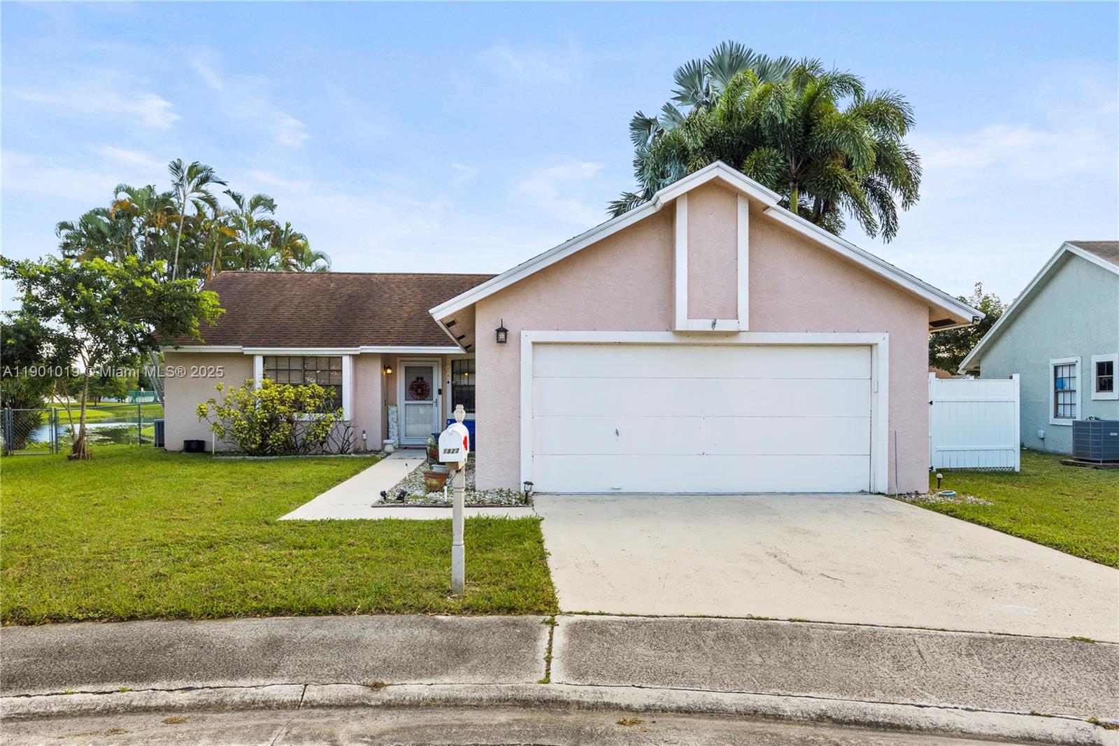 1827 N Banyan Creek Cir N, Boynton Beach FL 33436