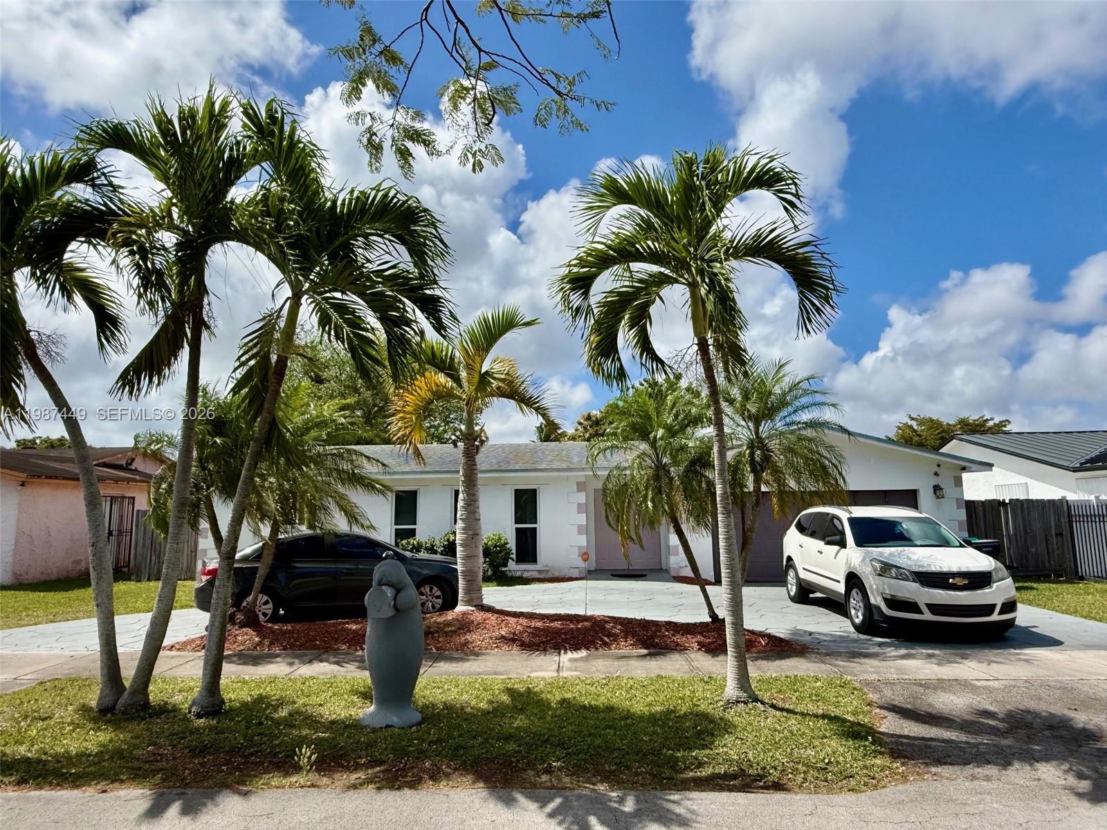 17424 SW 108th Ct, Miami FL 33157