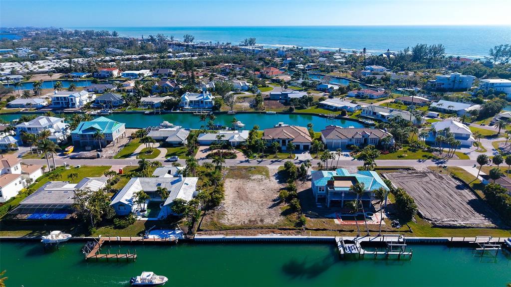 721 EMERALD HARBOR DRIVE, LONGBOAT KEY, FL — photo 5 of 9