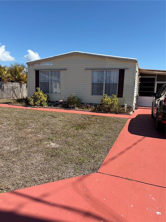 1297 KINGFISHER DRIVE
