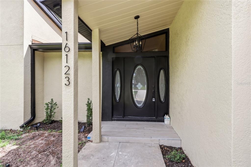 16123 E LAKE BURRELL DRIVE, LUTZ, FL — photo 2 of 30