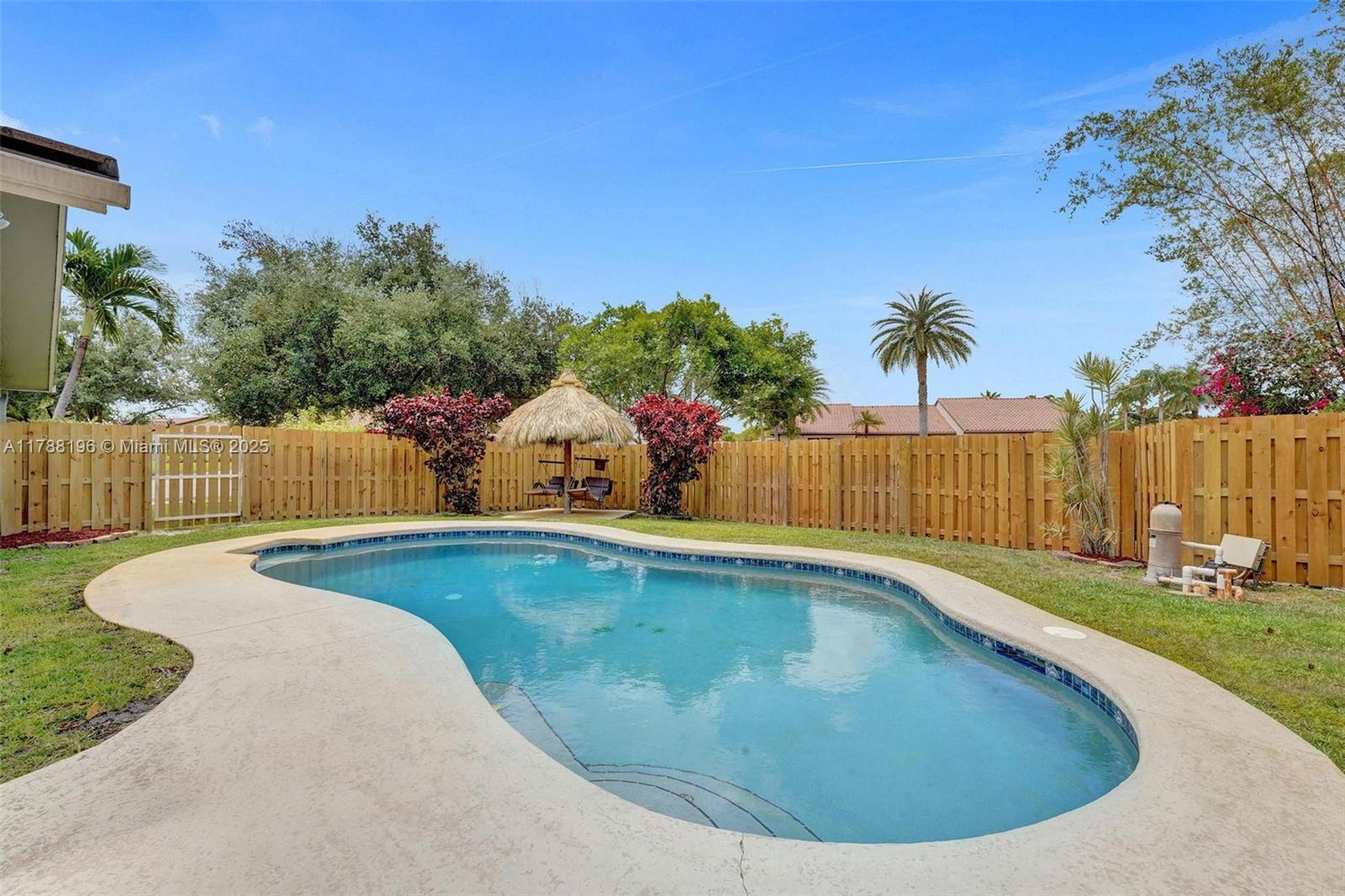 5530 SW 113th Ave, Cooper City FL 33330